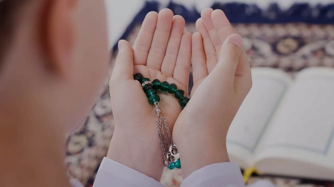 Bir Şeyin Olması için Dua: Hangi Dua Okunur, Nasıl Yapılır?